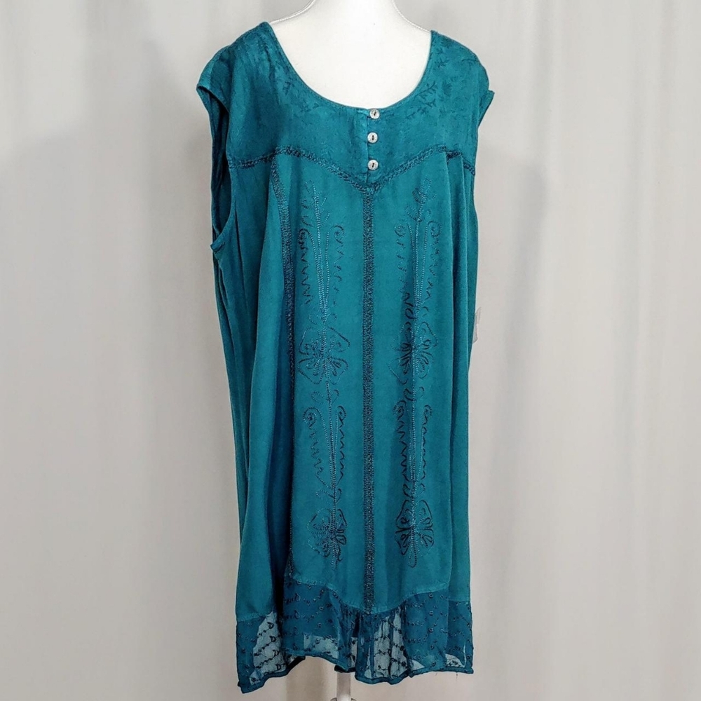 SOLD Whimsigoth embroidered sleeveless top